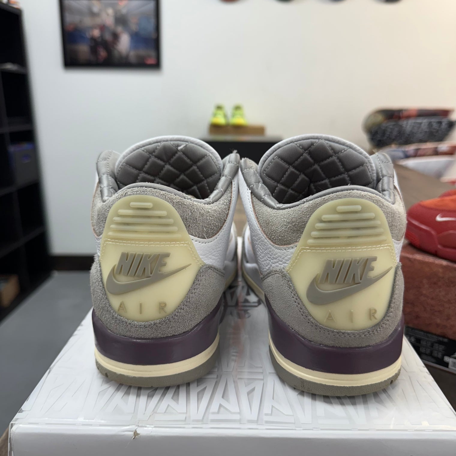 A Ma Maniere Jordan 3 SP (W)  (USED)