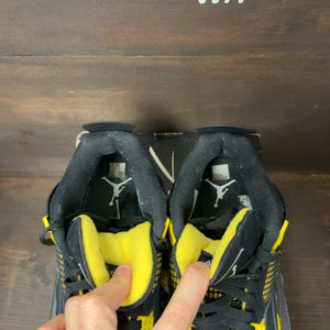 Jordan 4 Retro Thunder (2023) Size 10 (Pre-Owned)