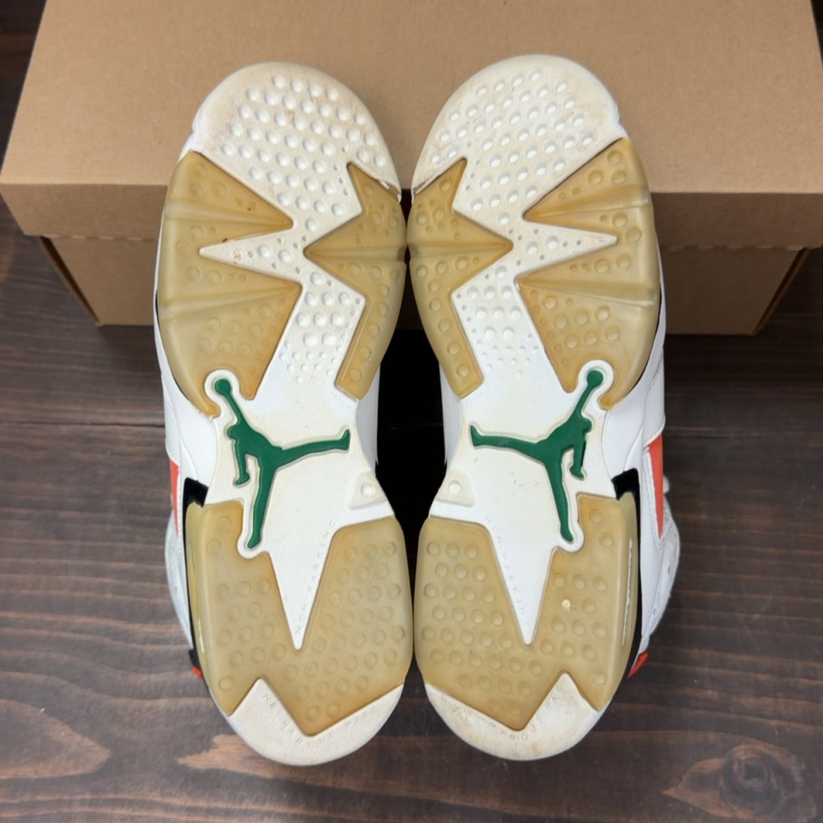 Jordan 6 Retro Gatorade Like Mike White (GS) Size 5Y (Pre-Owned) - Image 6