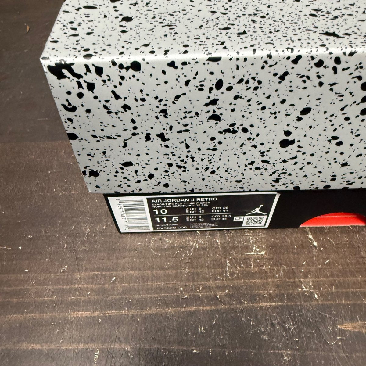 Jordan 4 Retro Bred Reimagined Size 10 (Pre-Owned) - aux