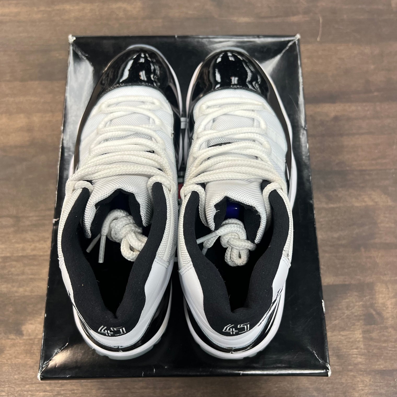 Concord Jordan 11 (USED)