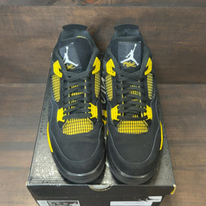 Jordan 4 Retro Thunder (2023) - Image 3