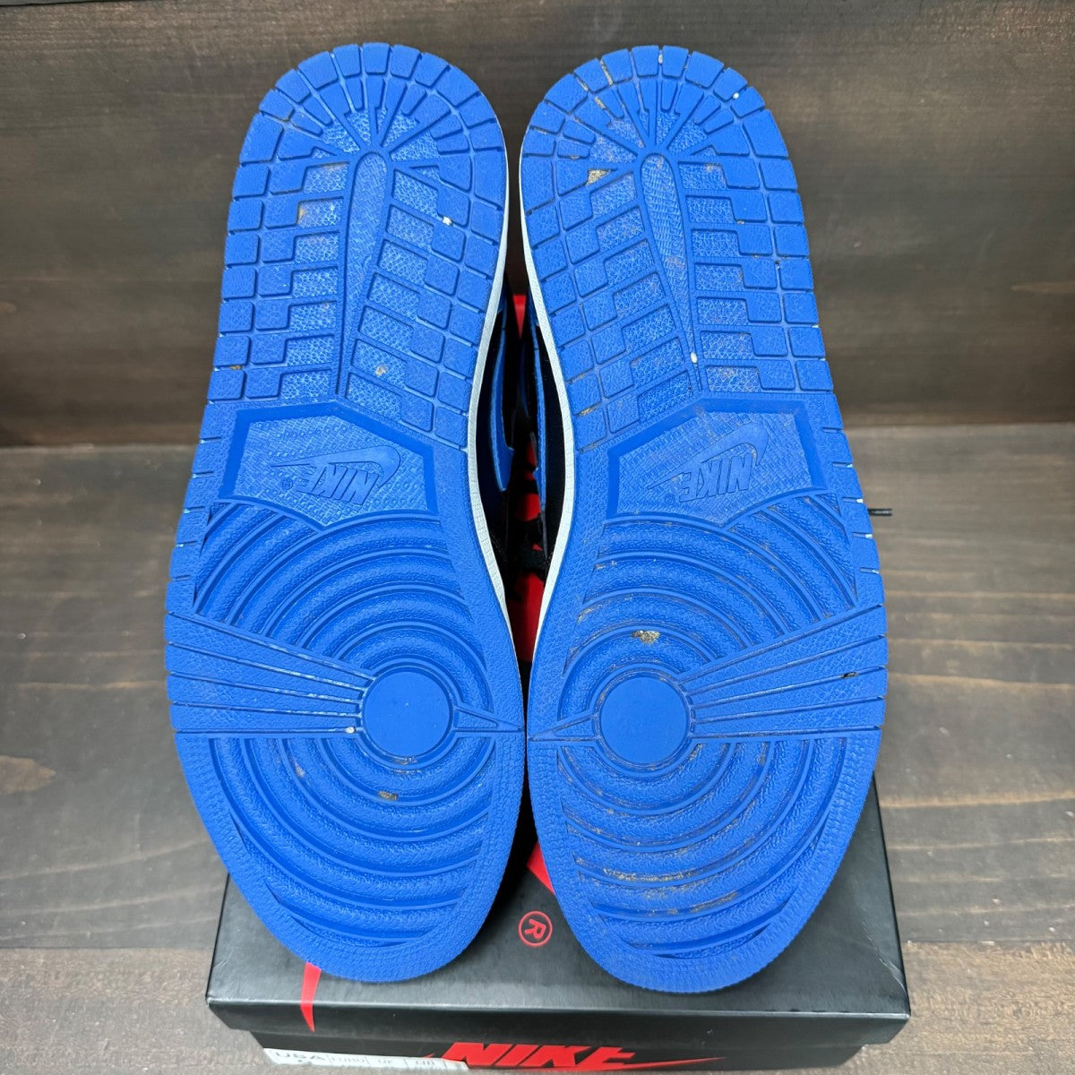 Jordan 1 Retro Royal (2017) - Image 6