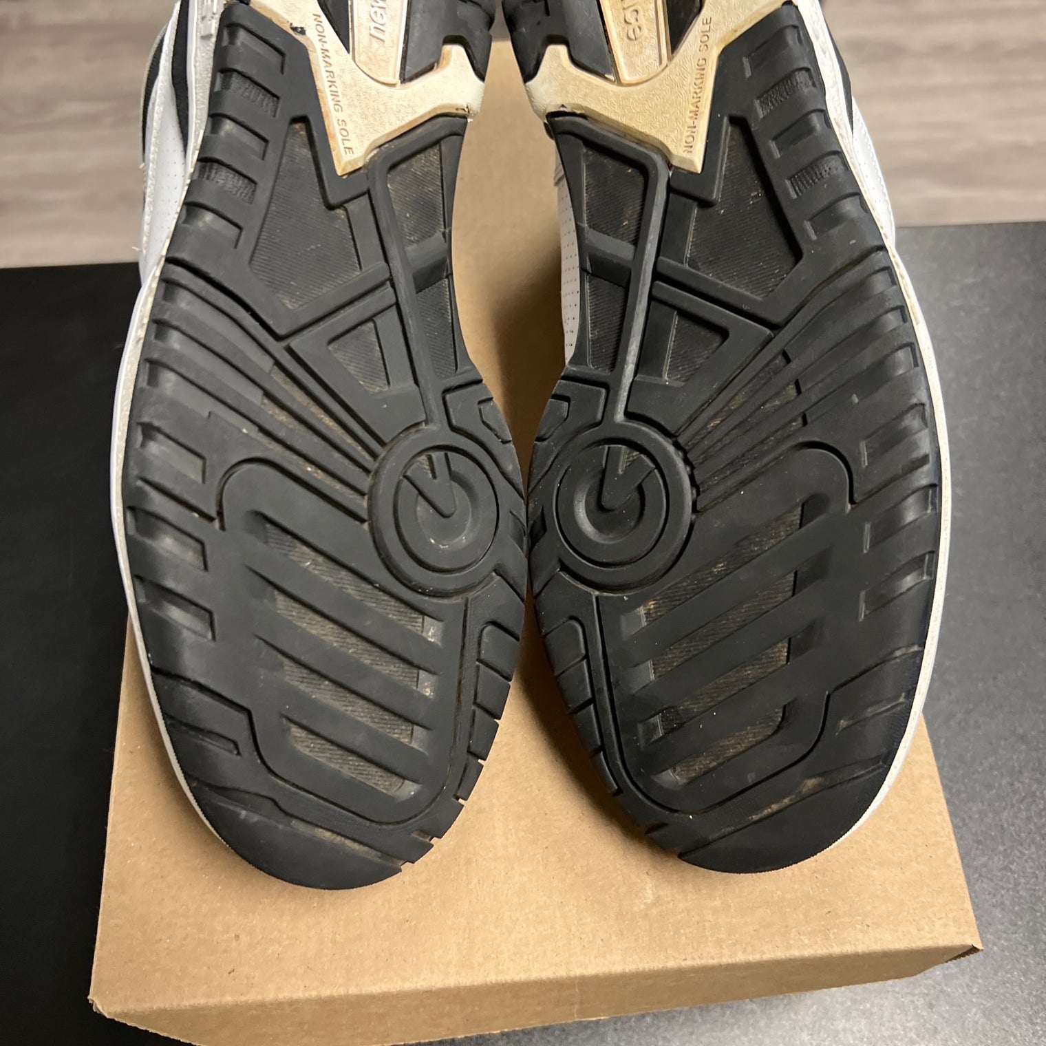 New Balance 550 Oreo 2021 (USED, no box)