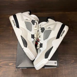 Jordan 4 Retro Military Black Size 10 (Pre-Owned) - Image 2