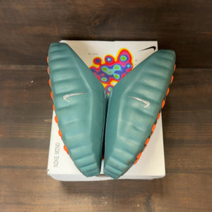 Nike Mind 001 Mineral Slate Light Pumice Hyper Crimson Metallic Platinum - Image 2