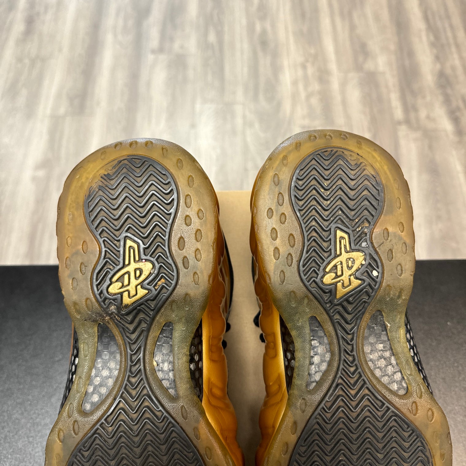 Nike Air Foamposite Metallic Gold (Used;no box)