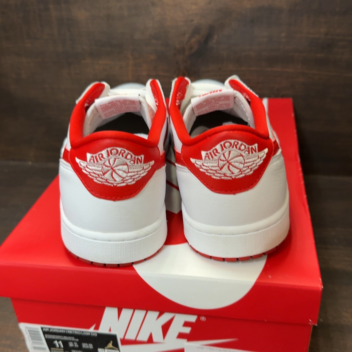 Jordan 1 Retro Low OG University Red - Image 4