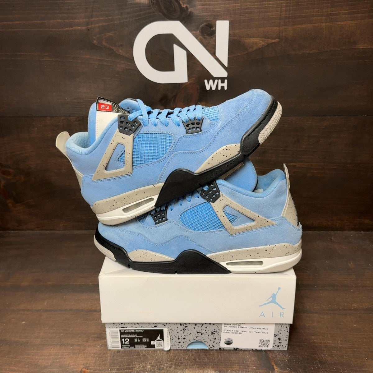 Jordan 4 Retro University Blue - Image 1