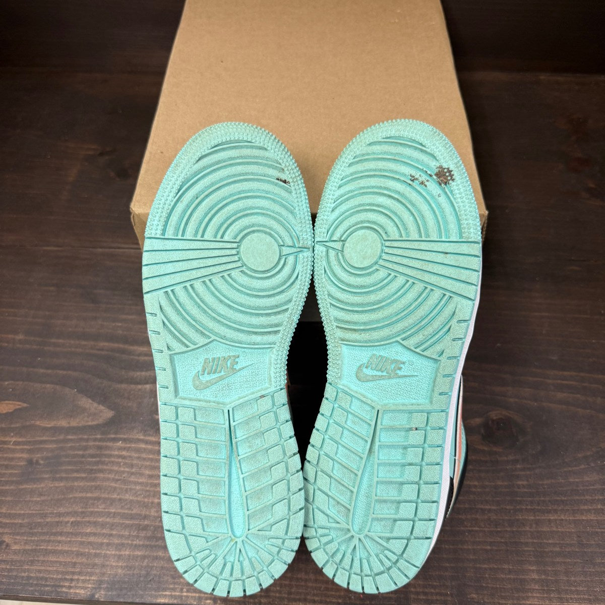 Jordan 1 Low SE Tropical Twist (GS) Size 5Y (Pre-Owned) - Image 7