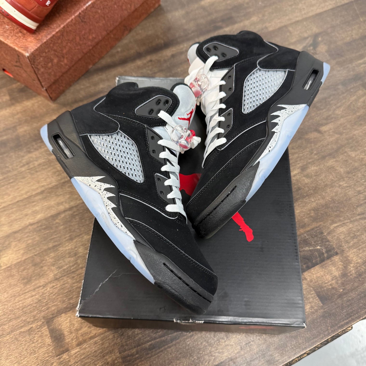 Black Metallic Jordan 5 (2025) (USED)