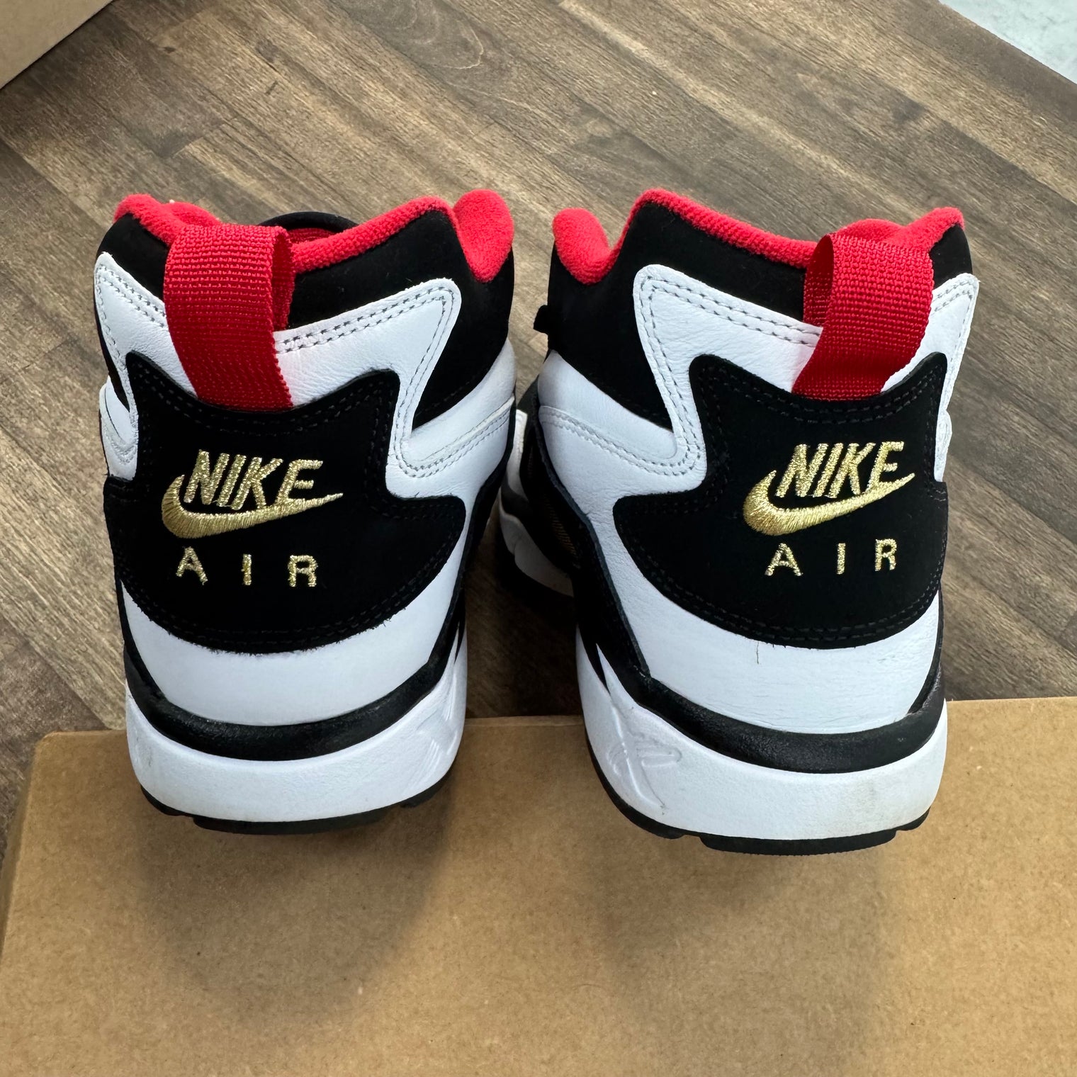 Diamond Turf 49ers (USED, No Box)