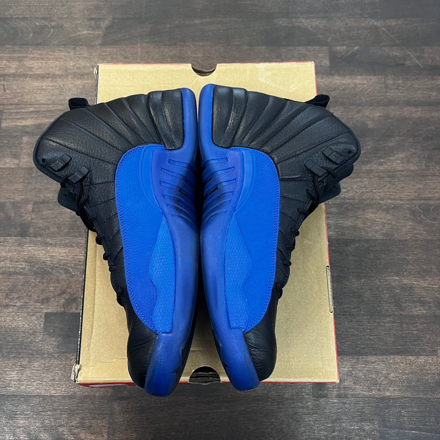 Black Game Royal Jordan 12 (USED)