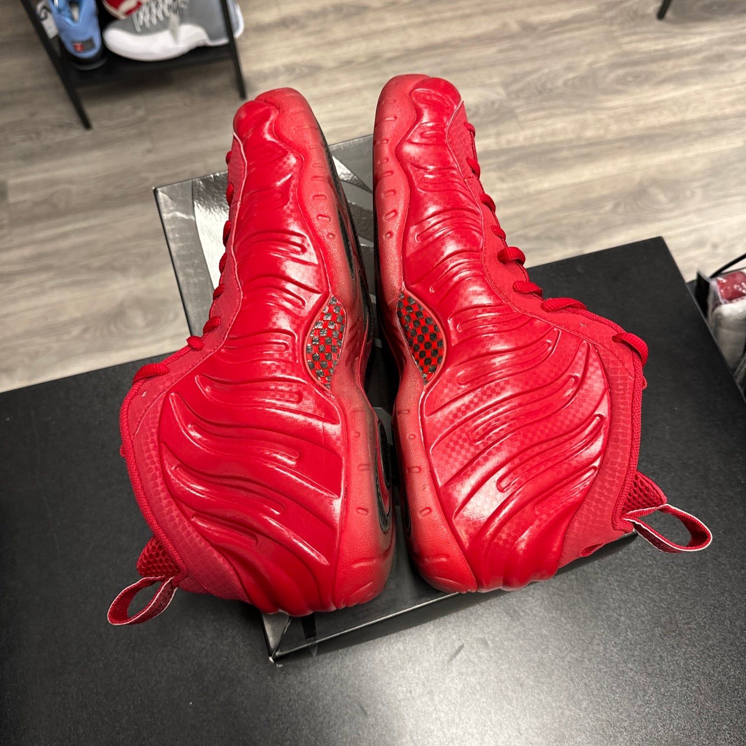 Red October Nike Air Foamposite (USED)