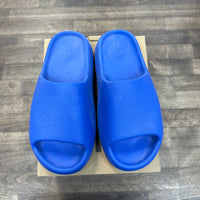 Azure adidas Yeezy Slide (USED)