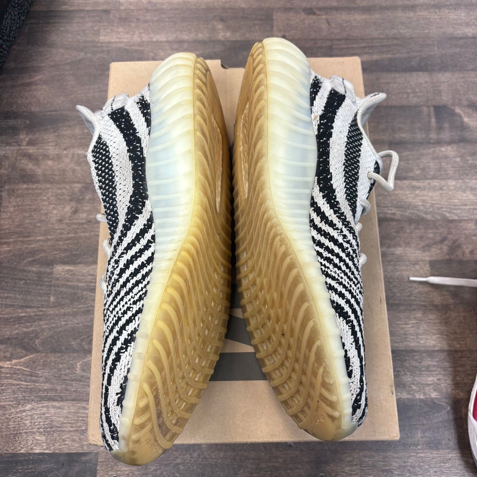 Zebra Yeezy 350 (USED)