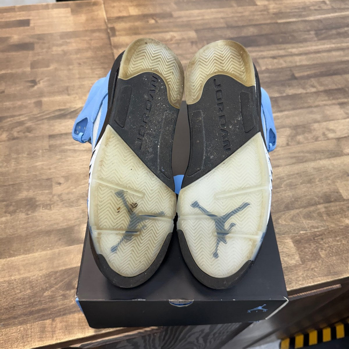 Jordan 5 Retro UNC University Blue - Image 5