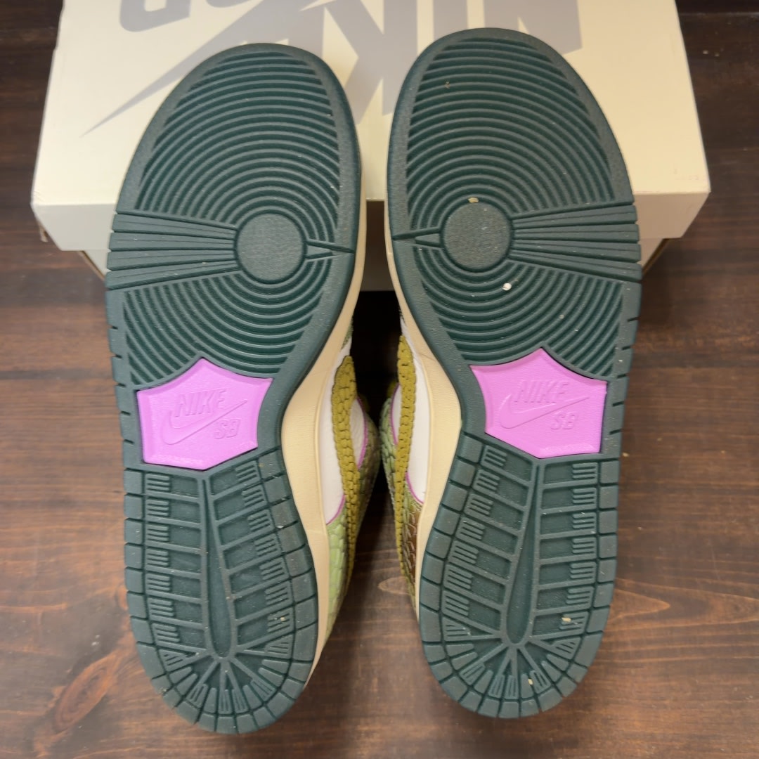Nike SB Dunk Low Alexis Sablone Chameleon - Image 7