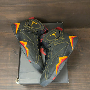 Jordan 7 Retro Citrus (2022) Size 10 (Pre-Owned) - Image 2