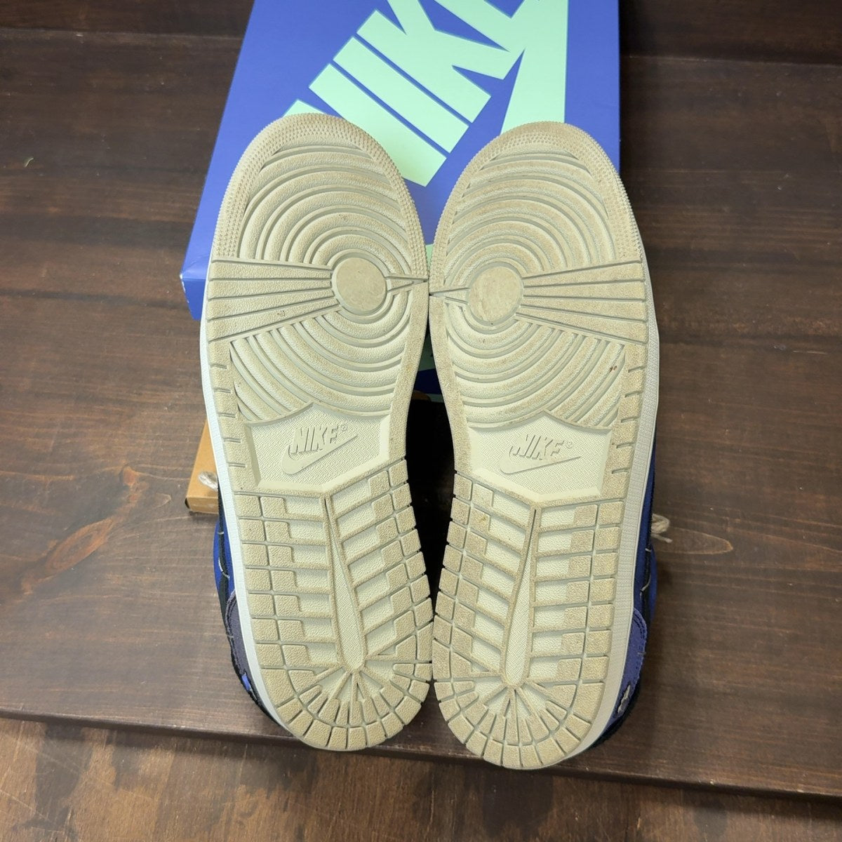 Jordan 1 Retro Low OG Zion Williamson Voodoo Alternate - Image 8