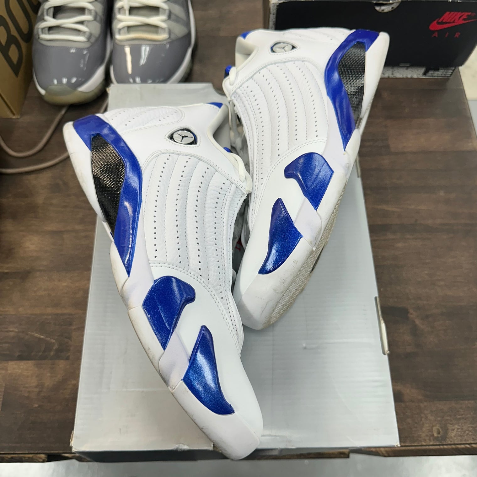 Hyper Royal Jordan 14 (USED)