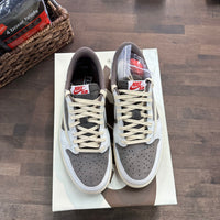 Reverse Mocha Travis Scott Jordan 1 Low OG SP (USED)