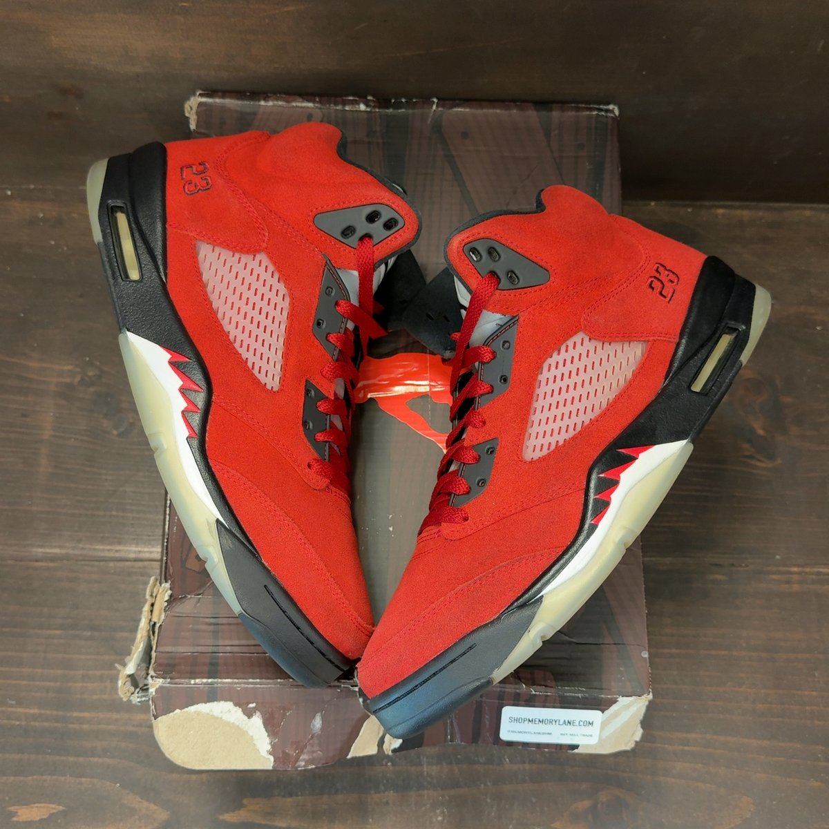 Jordan 5 Retro Raging Bull Red (2021) Size 11.5 (Pre-Owned) - back