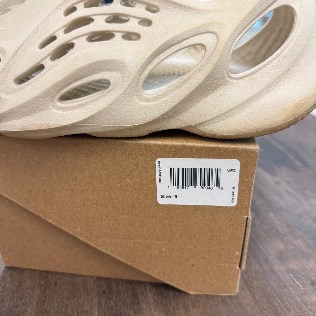 adidas Yeezy Foam RNNR Sand - Image 7