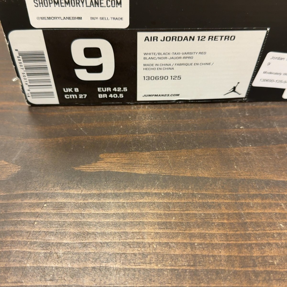 Jordan 12 Retro Taxi (2013) Size 9 (Pre-Owned) - aux