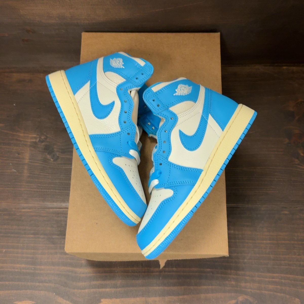 Jordan 1 Retro High OG UNC Reimagined (GS) Size 4.5Y (Pre-Owned) - Image 2
