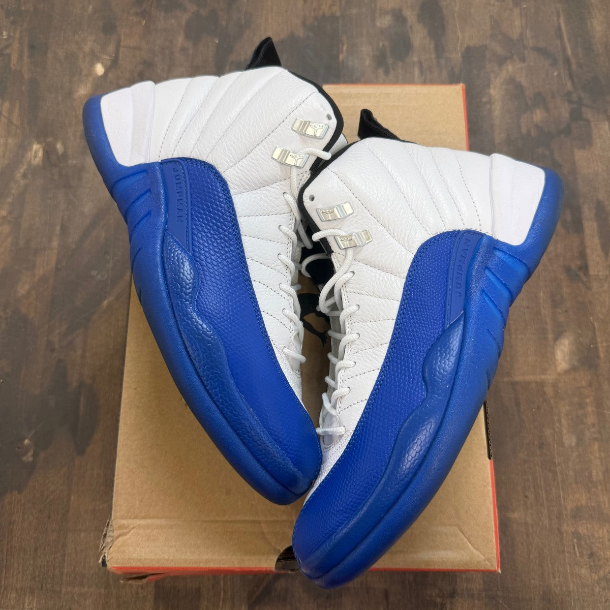 Jordan 12 Retro Blueberry Size 9 (Pre-Owned) - Image 1