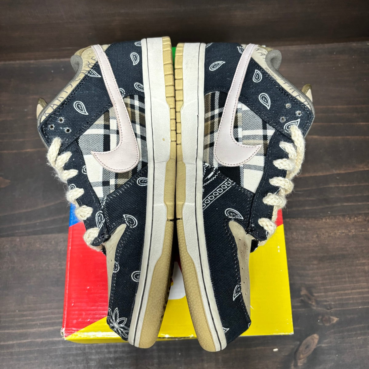 Nike SB Dunk Low Travis Scott - Image 5
