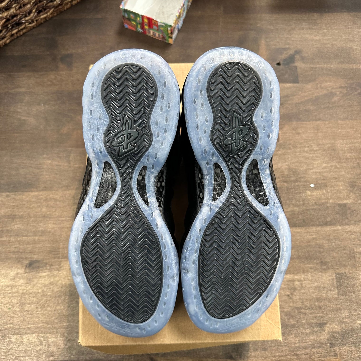 Nike Air Foamposite One Carbon Fiber (US 8.5) (No Box)