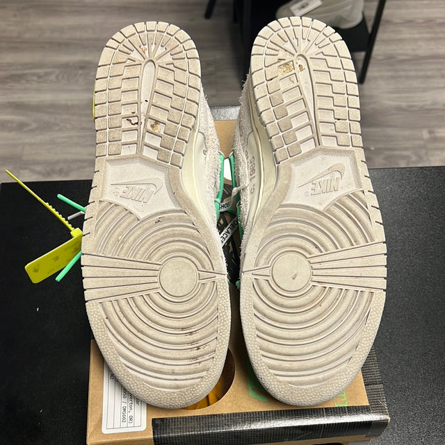 Lot 14 Off-White Dunk Low (USED)