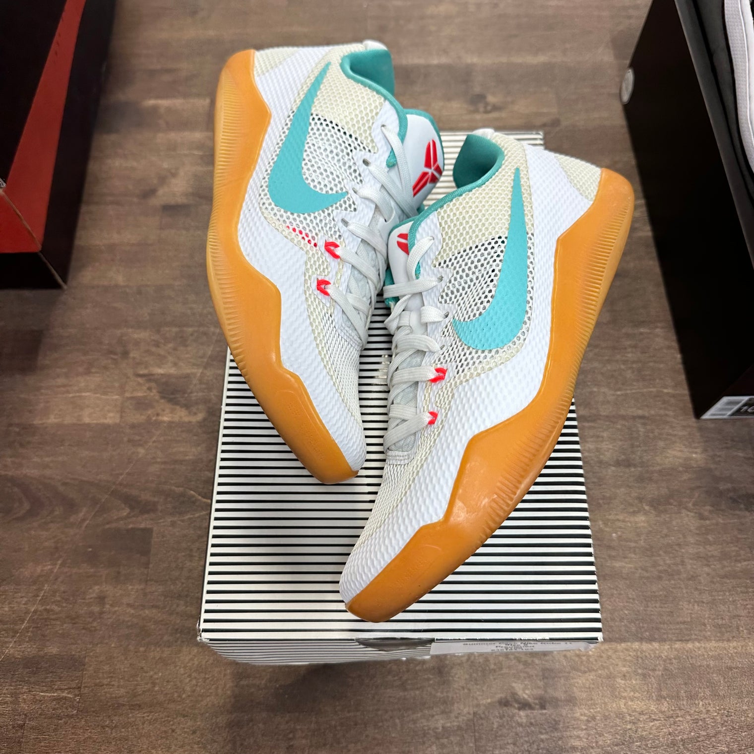 Summer Pack Nike Kobe 11 EM Low (USED)