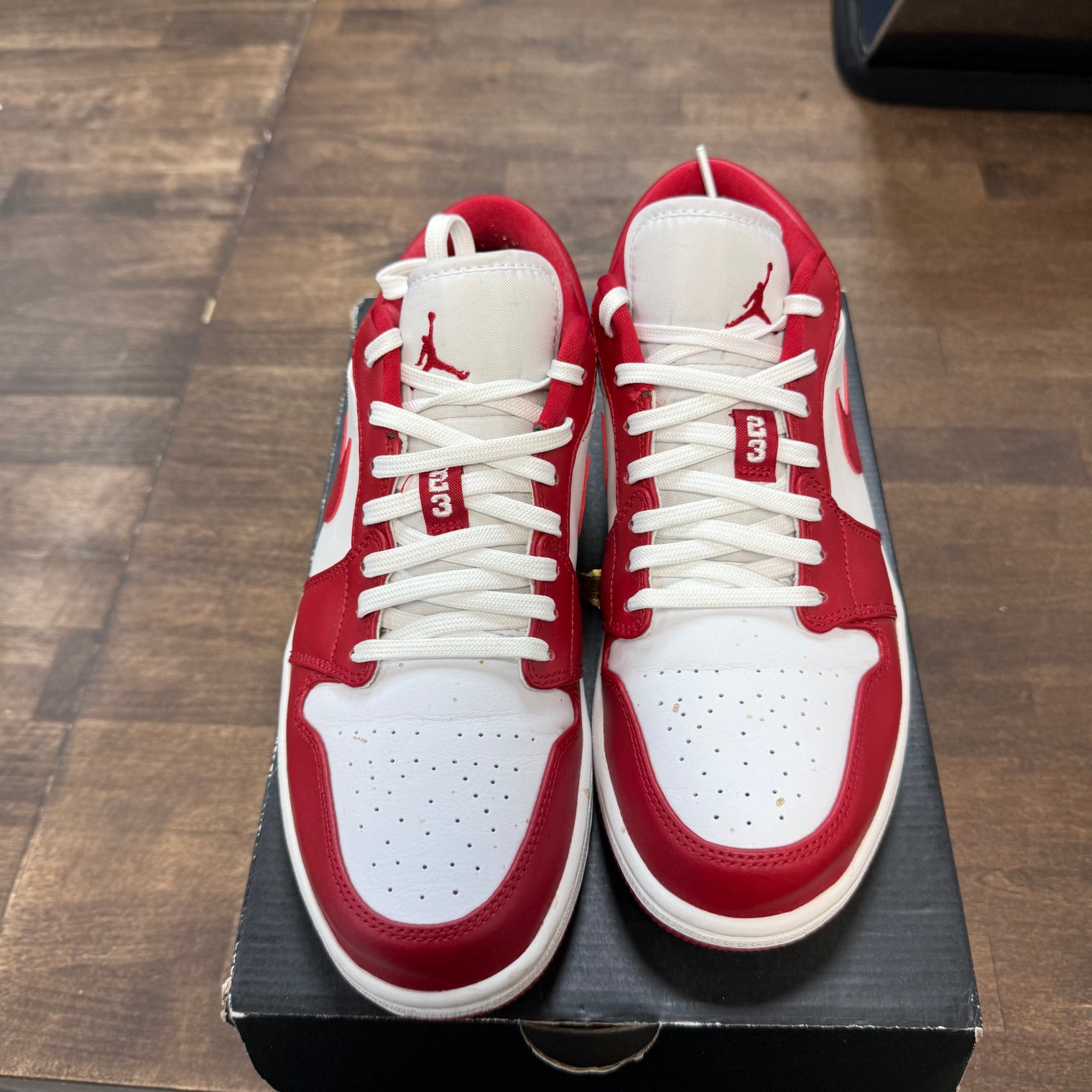 Gym Red Jordan 1 Low (USED)