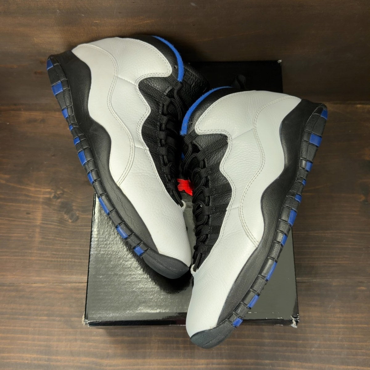 Jordan 10 Retro Orlando Size 10.5 (Pre-Owned) - Image 2
