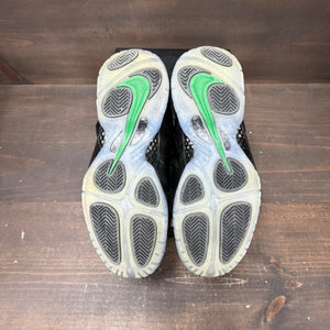 Nike Air Foamposite Pro Pine Green (2025) Size 7.5 (Pre-Owned) - box