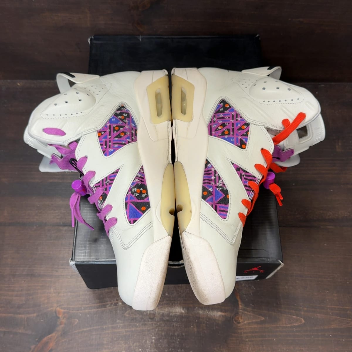 Jordan 6 Retro Quai 54 (2020) Size 13 (Pre-Owned) - aux