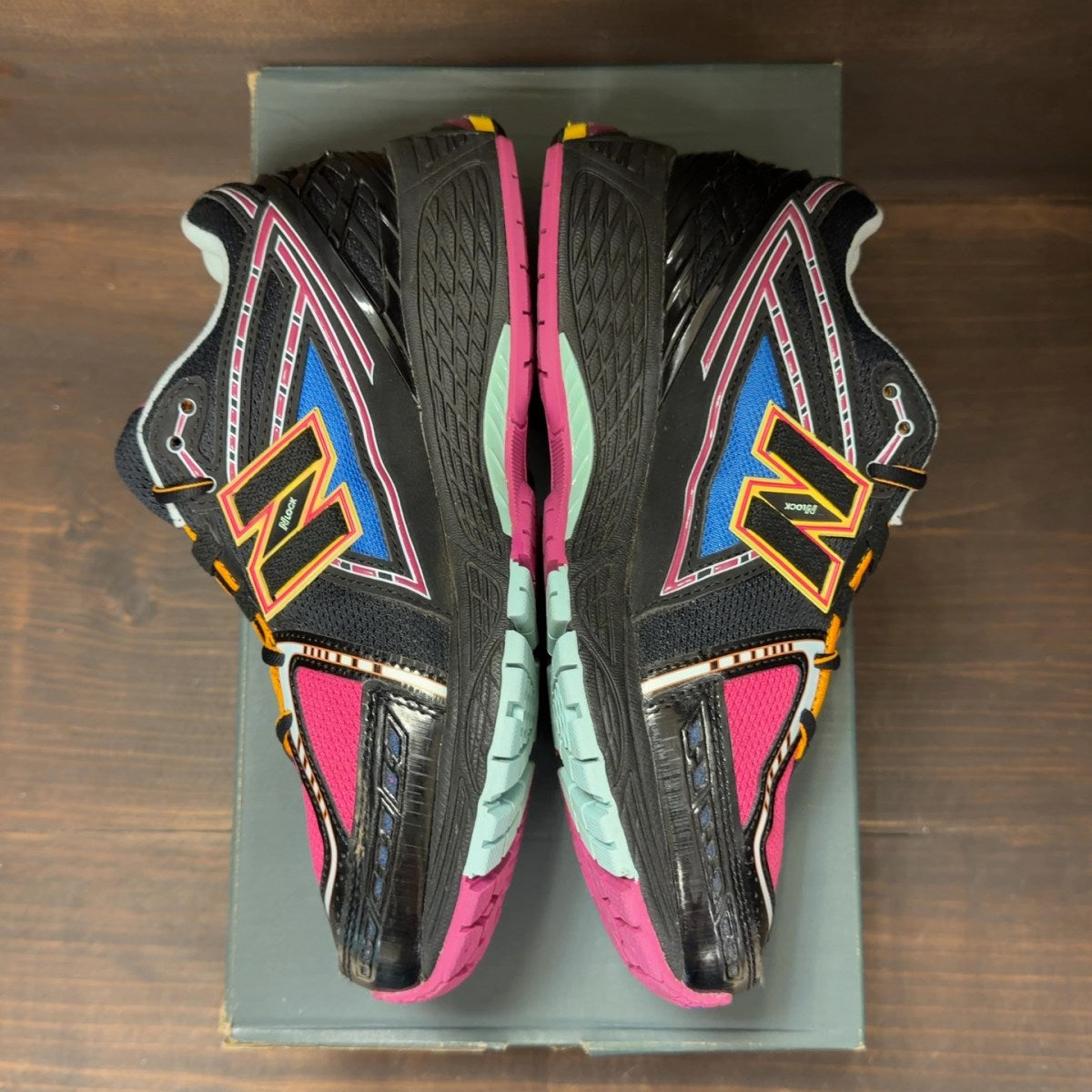 New Balance 1906R Neon Nights - Image 4
