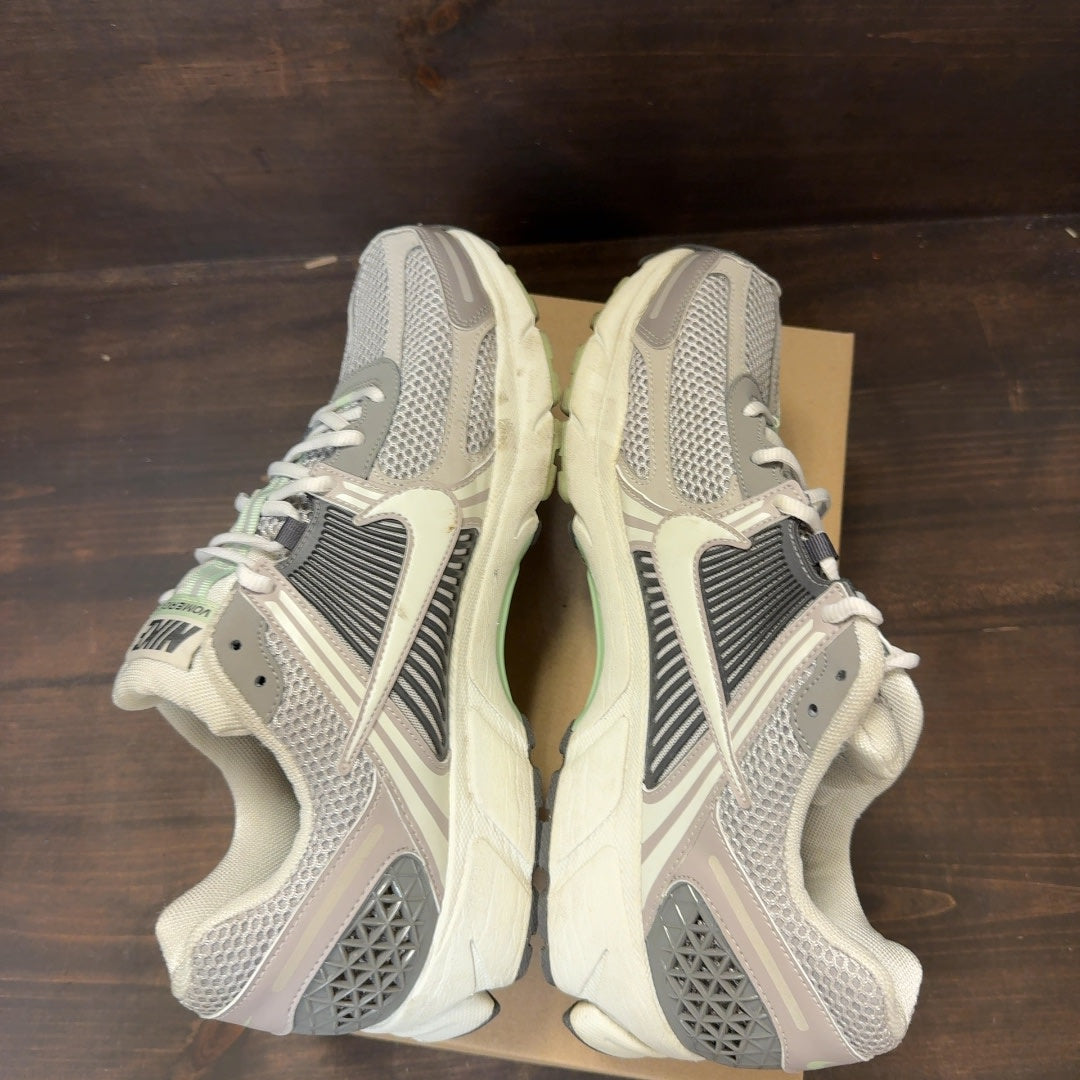 Nike Zoom Vomero 5 Cobblestone Flat Pewter (Women's) Size 13.5W (Pre-Owned) - Image 6