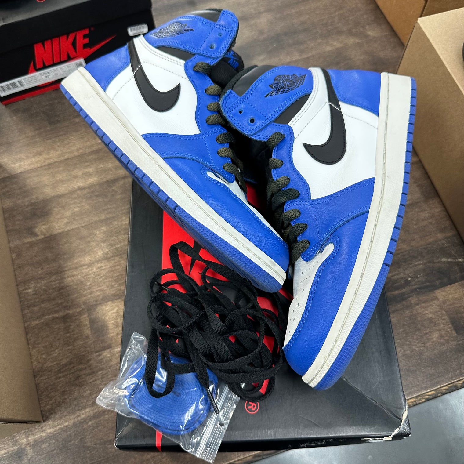 Game Royal Jordan 1 High (USED)