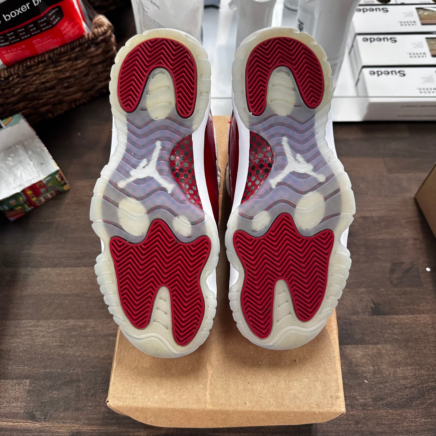 Cherry Jordan 11 (USED,No Box)