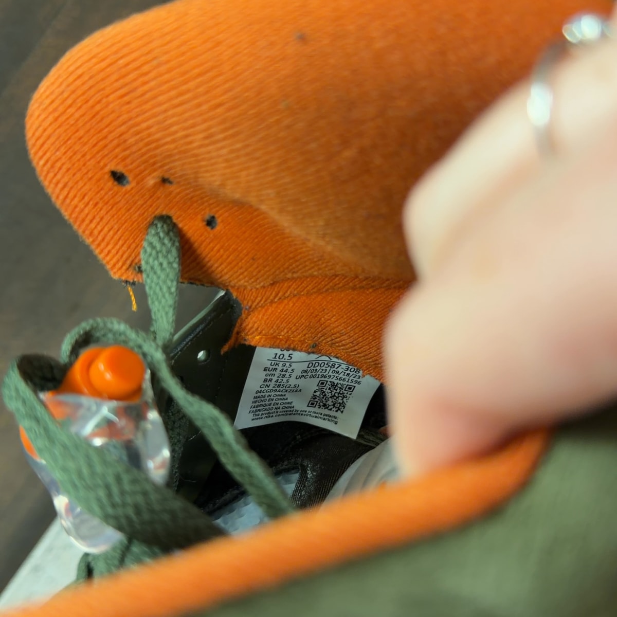 Jordan 5 Retro Olive (2024) - Image 7