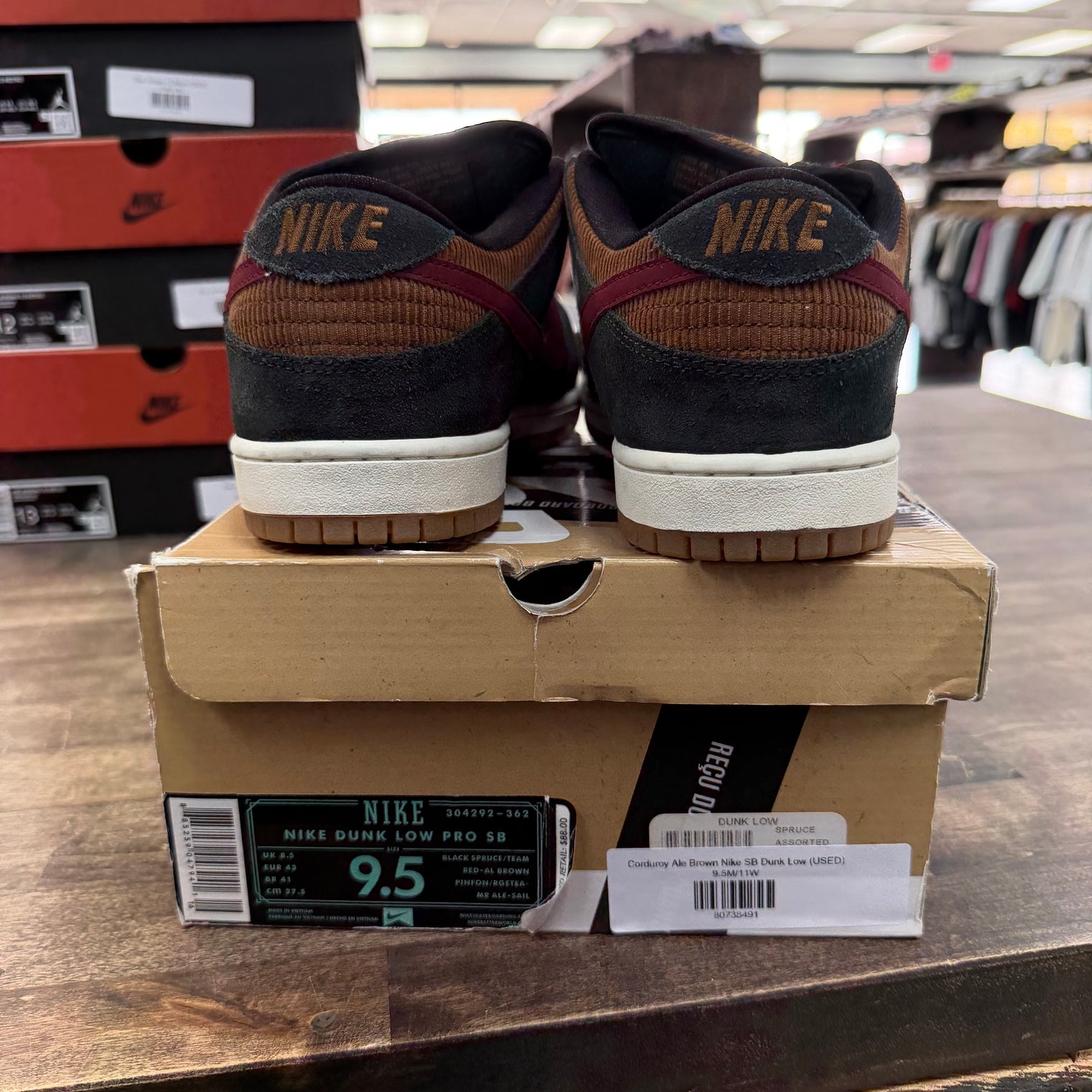 Corduroy Ale Brown Nike SB Dunk Low (USED)
