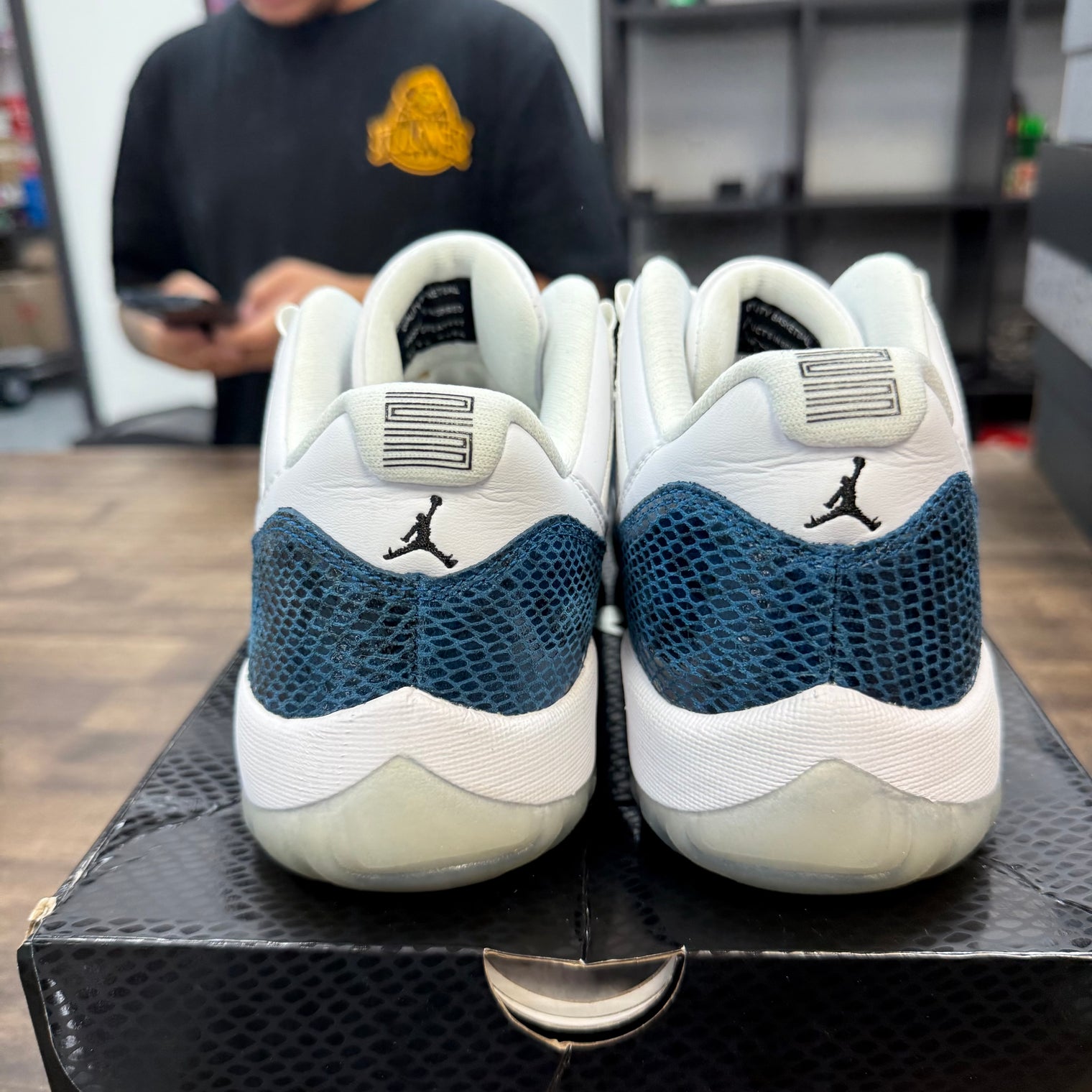 Snake Navy Jordan 11 Low (2019) (USED)
