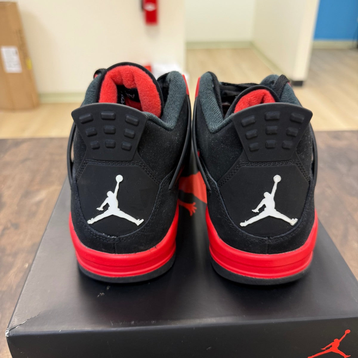 Jordan 4 Retro Red Thunder - Image 3