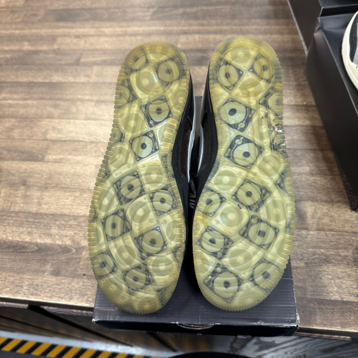 DJ Premier Nike Air Force 1 Low (USED)