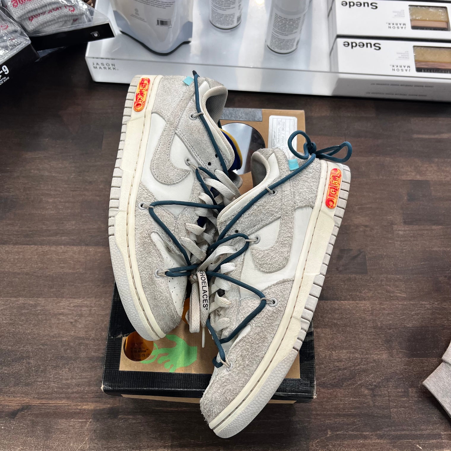 Lot 16 of 50 Off-White Dunk Low (USED)