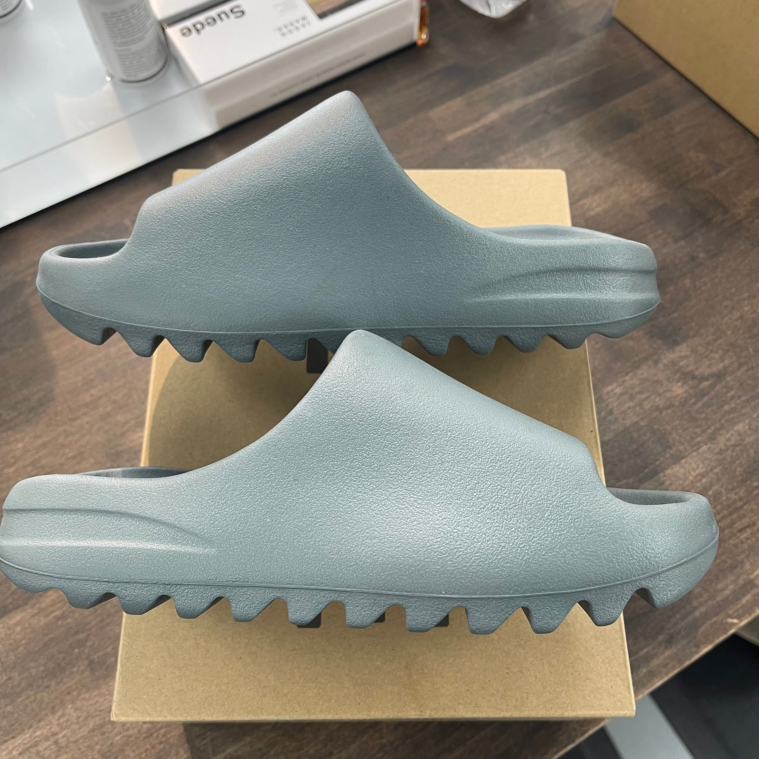 Slate Marine Yeezy Slide (USED)